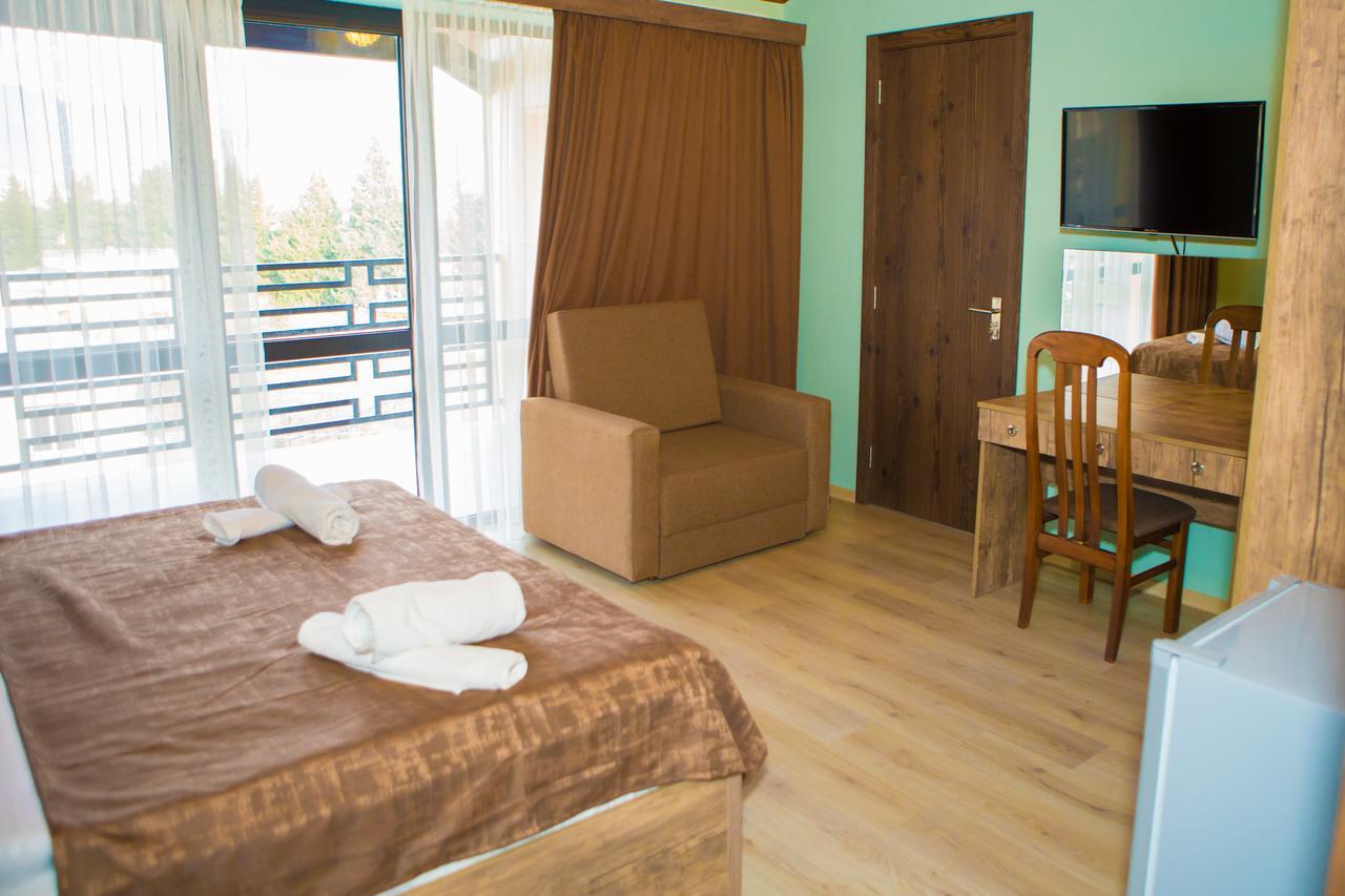 Hotel Holiday Villa Tbilisi Exterior photo